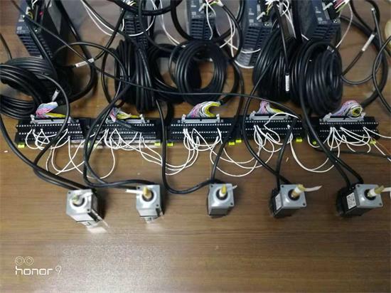 號(hào)外！號(hào)外_三菱定位新用法：FX5U內(nèi)置32軸總線(xiàn)定位！